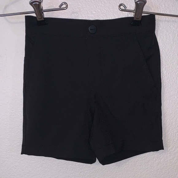 Nike Dri Fit Boys 2T Black Golf Shorts Athletic - Picture 1 of 8